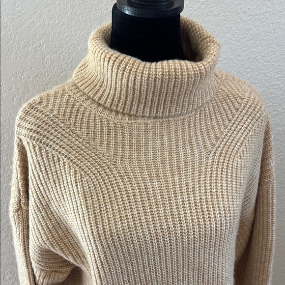 ASOS DESIGN knitted midi skirt and turtle neck sweater set - Picture 5 of 11